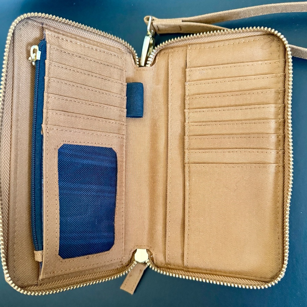 Carhartt Brown Canvas Zip Wristlet with Detachable Strap - Picture 4 of 4